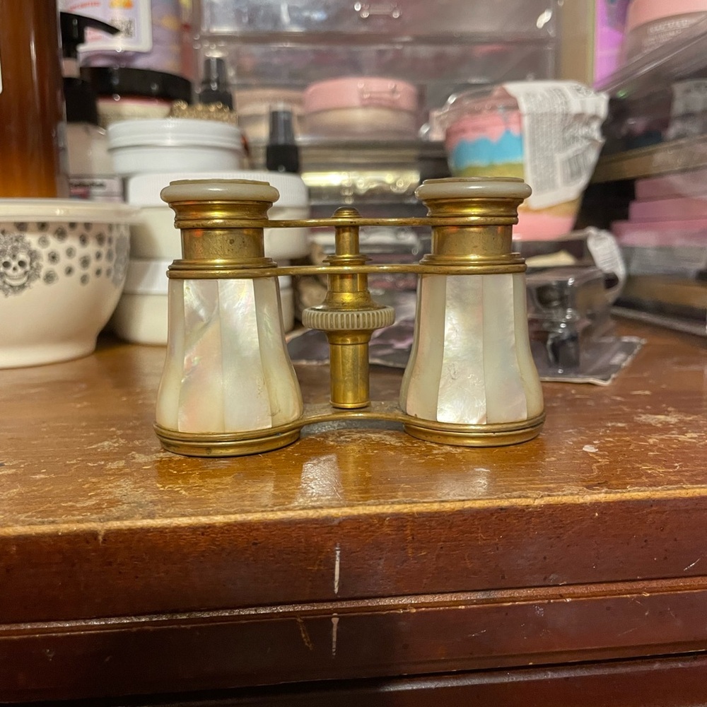 Antique Lemaire Paris mother of pearl French opera glasses